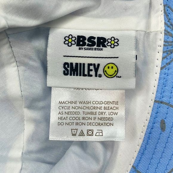 BSR By Samii Ryan x REVOLVE Smiley Modern Bucket Hat - One Size - Picture 5 of 7
